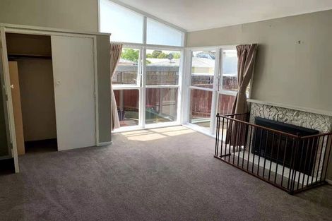 Photo of property in 43 Minaret Drive, Bucklands Beach, Auckland, 2014