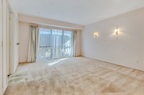 Photo of property in 31a The Esplanade, Eastern Beach, Auckland, 2012