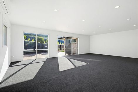 Photo of property in 28 Baxendale Drive, Matipo Heights, Rotorua, 3015