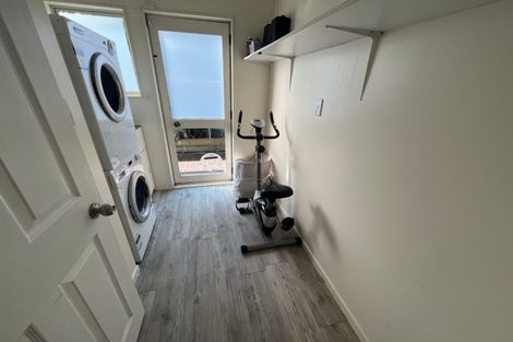 Photo of property in 12b Rosier Road, Glen Eden, Auckland, 0602