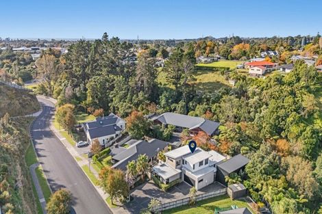 Photo of property in 13 Fernbrook Drive, Hurworth, New Plymouth, 4310