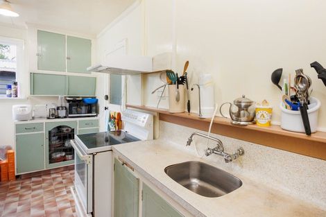 Photo of property in 5 Anderson Street, Hokowhitu, Palmerston North, 4410