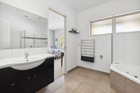 Photo of property in 31 Matheson Crescent, Albert Town, Wanaka, 9305