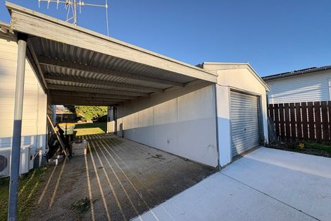 Photo of property in 36-38 Weraroa Road, Levin, 5510