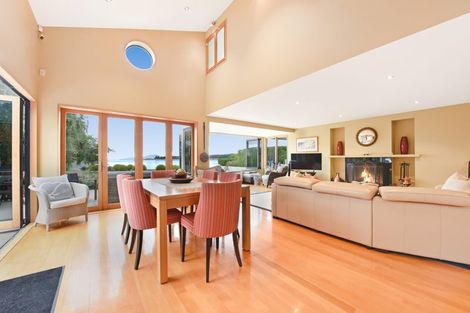 Photo of property in 18 Iwa Street, Mapua, 7005