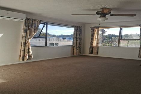 Photo of property in 54 Arodella Crescent, Ranui, Auckland, 0612