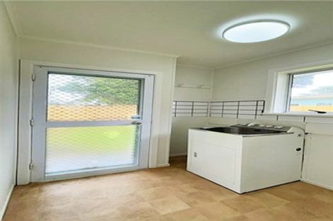 Photo of property in 81a Gloucester Road, Manurewa, Auckland, 2102