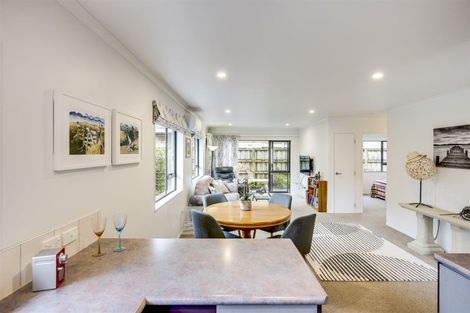 Photo of property in Parkvale Estate, 7/7 Howard Street, Parkvale, Hastings, 4122