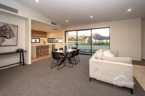Photo of property in 8 Glendore Drive, Halswell, Christchurch, 8025