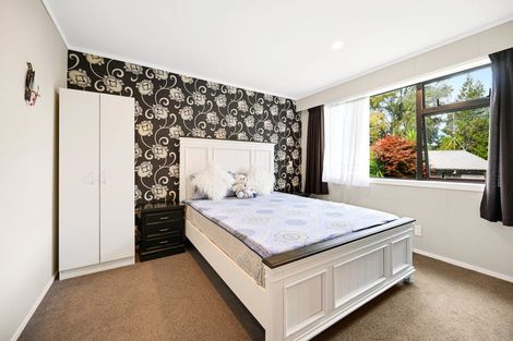 Photo of property in 8 Lorraine Place, Glenview, Hamilton, 3206
