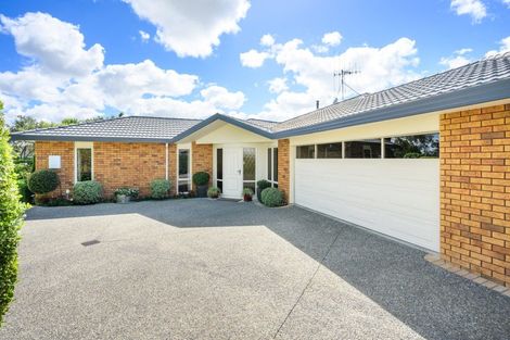Photo of property in 17 Suffolk Crescent, Feilding, 4702