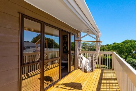 Photo of property in 24 Majesty Place, Half Moon Bay, Auckland, 2012