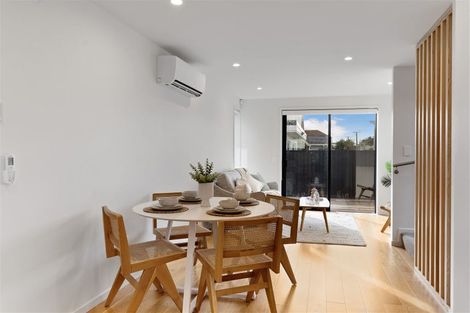 Photo of property in 2/50 Lonsdale Street, New Brighton, Christchurch, 8083