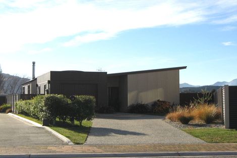 Photo of property in 19 Hyland Street, Wanaka, 9305