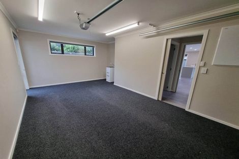 Photo of property in 6d Te Whiti Grove, Waterloo, Lower Hutt, 5011