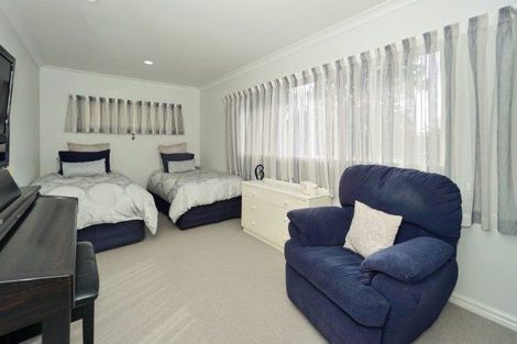 Photo of property in 8 Saunders Place, Te Puke, 3119