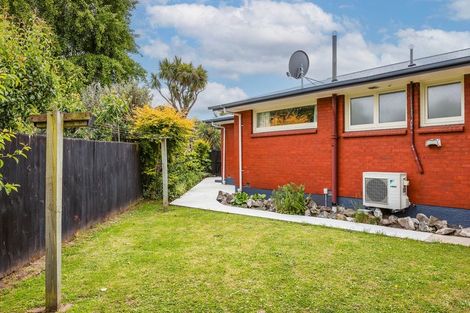 Photo of property in 10 Clouston Street, Saint Martins, Christchurch, 8022