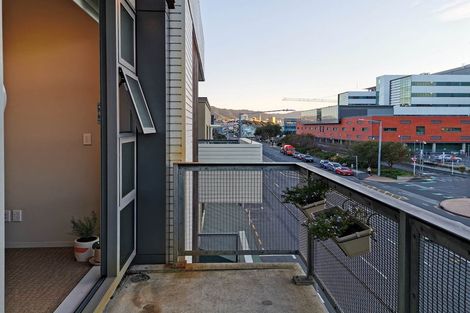 Photo of property in Masina Apartments, 208/80u Riddiford Street, Newtown, Wellington, 6021