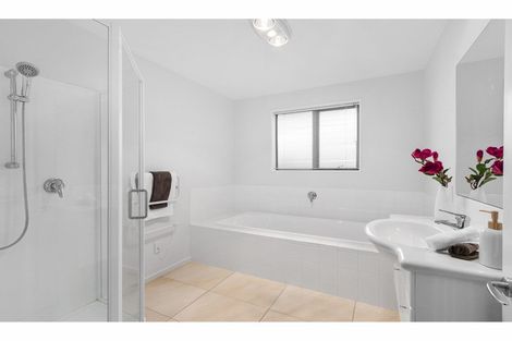 Photo of property in 7 Cairnbrae Drive, Prebbleton, 7604