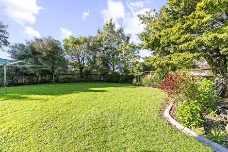 Photo of property in 1 Awatahi Place, Greenhithe, Auckland, 0632