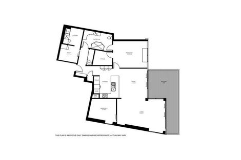 Photo of property in 72 Devonport Road, Tauranga, 3110