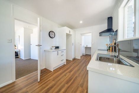 Photo of property in 14f1- Holdsworth Avenue, Trentham, Upper Hutt, 5018