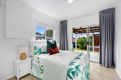 Photo of property in 1/15 Zion Road, Birkenhead, Auckland, 0626