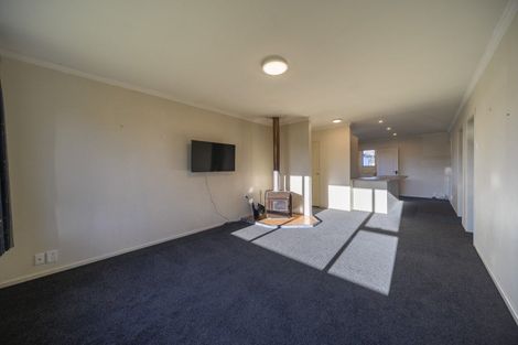 Photo of property in 12 Sutherland Street, Te Anau, 9600