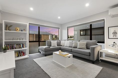 Photo of property in 23 Ian Morrison Road, Hobsonville, Auckland, 0616