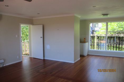 Photo of property in 77 Mcleod Road, Te Atatu South, Auckland, 0610