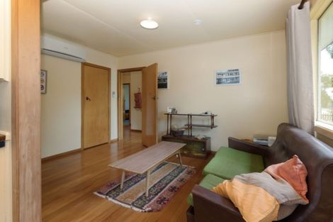 Photo of property in 2 Owhiti Street, Titahi Bay, Porirua, 5022