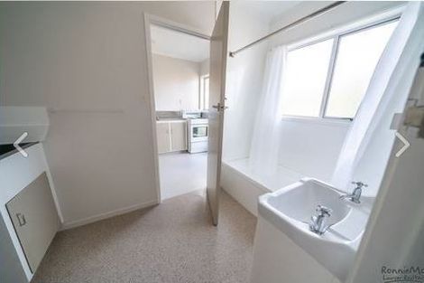 Photo of property in 2/41 Miro Street, New Lynn, Auckland, 0600