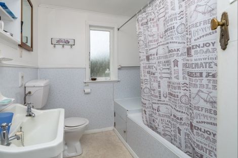 Photo of property in 7 Reading Street, Greytown, 5712