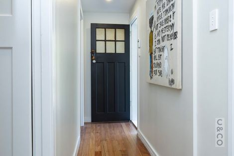 Photo of property in 29 Cambridge Road, Riverhead, 0820