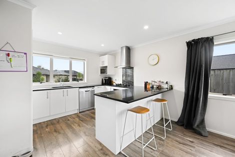 Photo of property in 9 Oolong Court, Huntington, Hamilton, 3210