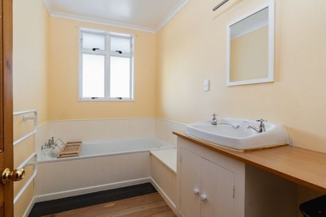 Photo of property in 601 Highcliff Road, Highcliff, Dunedin, 9077