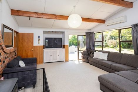 Photo of property in 27 Margaret Street, Stratford, 4332