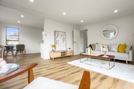 Photo of property in 29 Catkin Crescent, Papatoetoe, Auckland, 2025