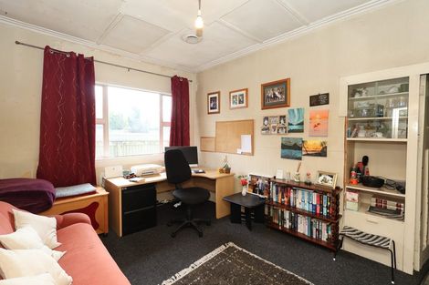 Photo of property in 23 Nichol Street, Heidelberg, Invercargill, 9812