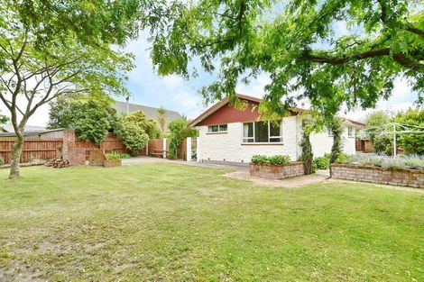 Photo of property in 39 Gibbs Drive, Woodend, 7610