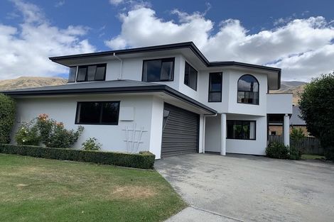 Photo of property in 38 Meadowstone Drive, Wanaka, 9305