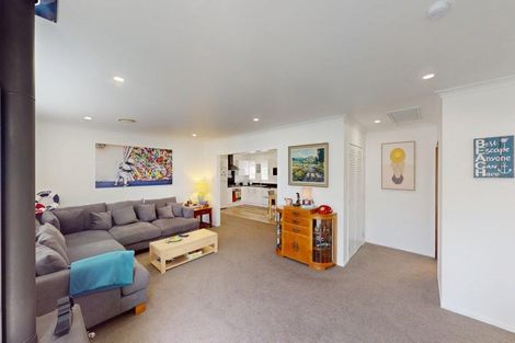 Photo of property in 135 Rua Avenue, Waitarere Beach, Levin, 5510