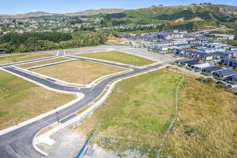 Photo of property in 9 Upper Main Drive, Kenepuru, 5022