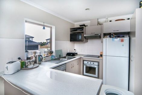 Photo of property in 3 Kokako Rise, Papakura, 2110