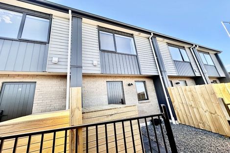 Photo of property in 50d Greenmeadows Avenue, Manurewa East, Auckland, 2102