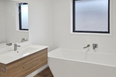 Photo of property in 9 Yates Place, Amberley, 7410