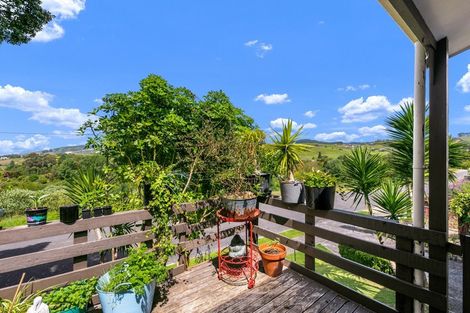 Photo of property in 32 Ranginui Road, Welcome Bay, Tauranga, 3112