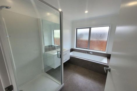 Photo of property in 73a Govett Avenue, Frankleigh Park, New Plymouth, 4310