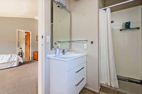 Photo of property in 34 Kent Terrace, Taradale, Napier, 4112