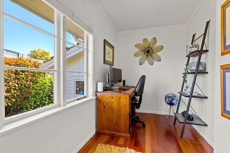 Photo of property in 64 Tirimoana Road, Te Atatu South, Auckland, 0602